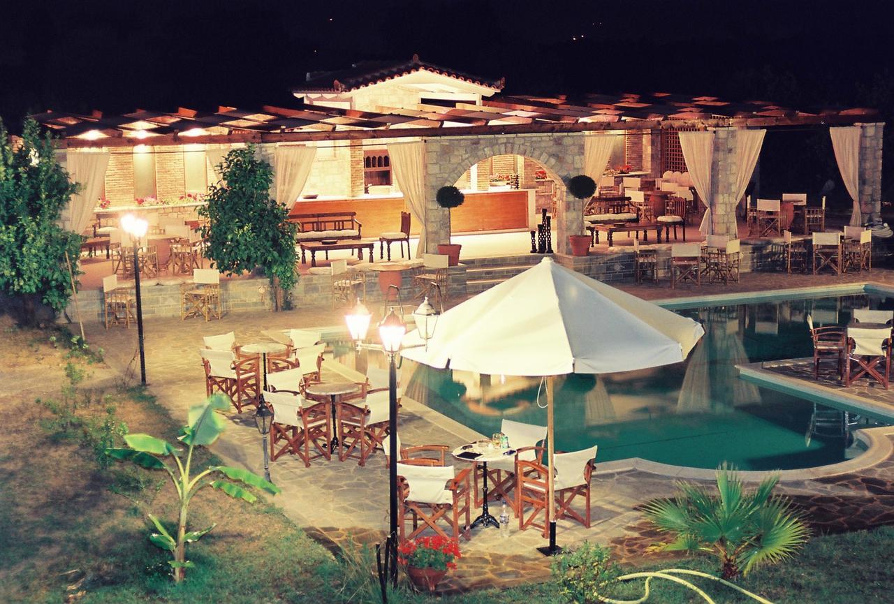 Nicolas Village Club Pensión